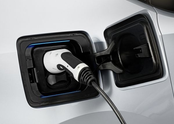 UK. Believ warns of stalling UK public EV charging infrastructure