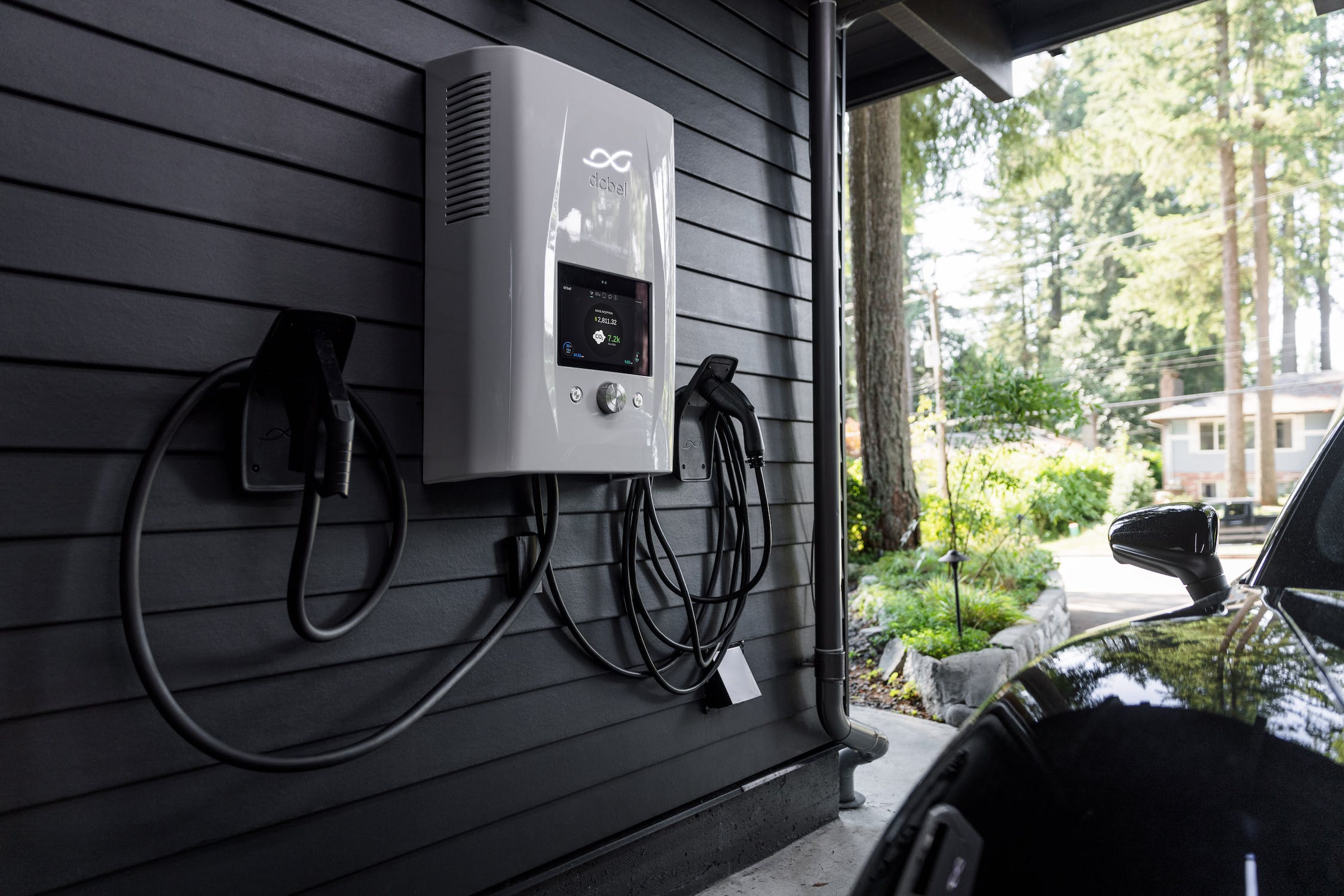 US. Survey: 86.0% of EV Drivers Have Home Chargers, Yet 59.6% Rely on Public Charging