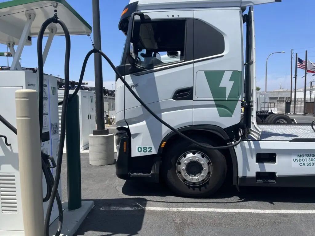 NETHERLANDS. Enter gets largest public charging station for electric trucks