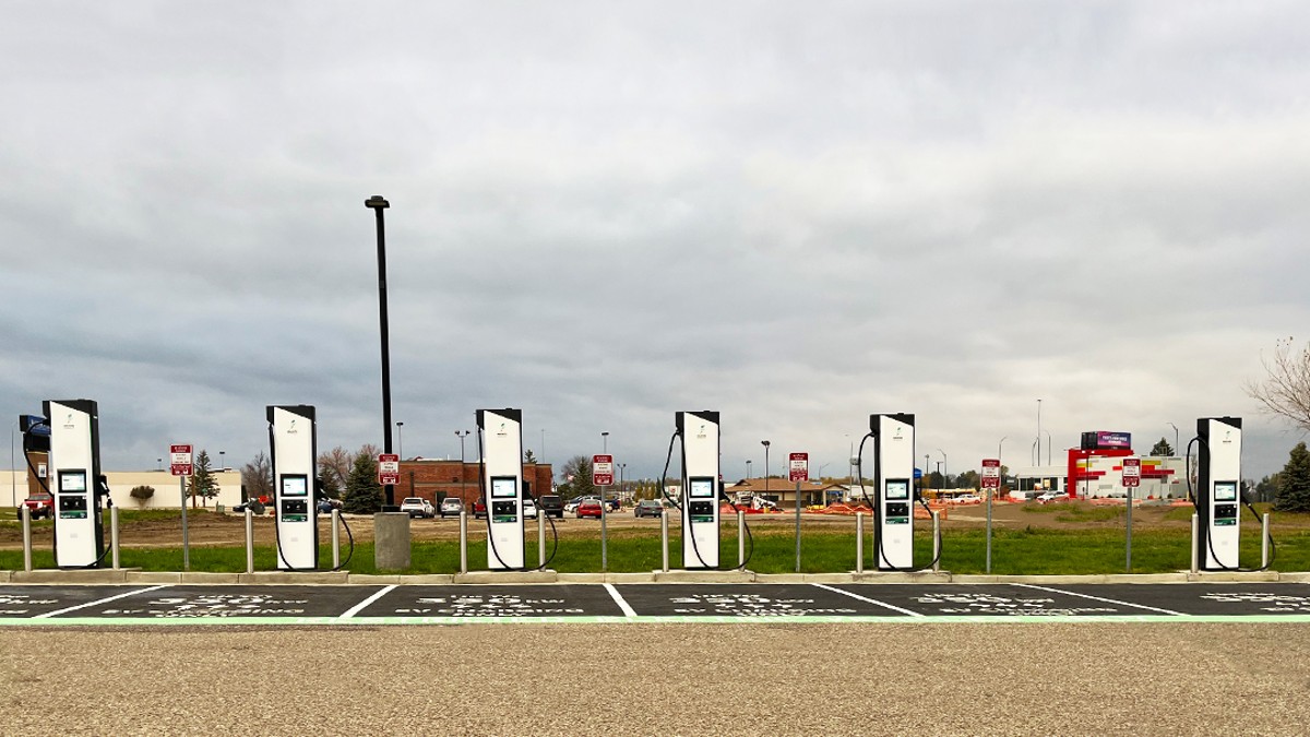 US. EV laggard North Dakota just got its first Electrify America charging station [Update]