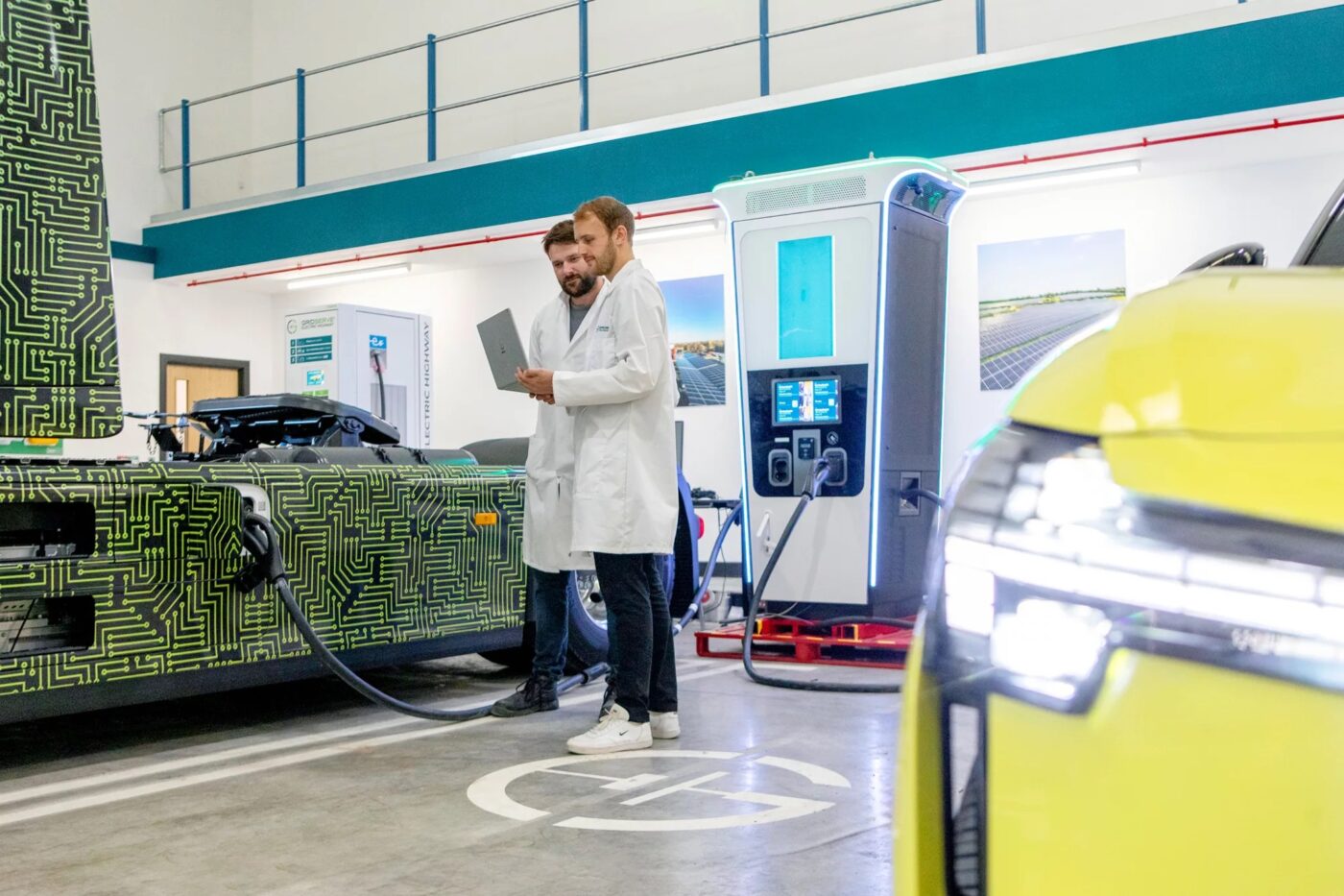 UK: Gridserve opens EV charging test lab