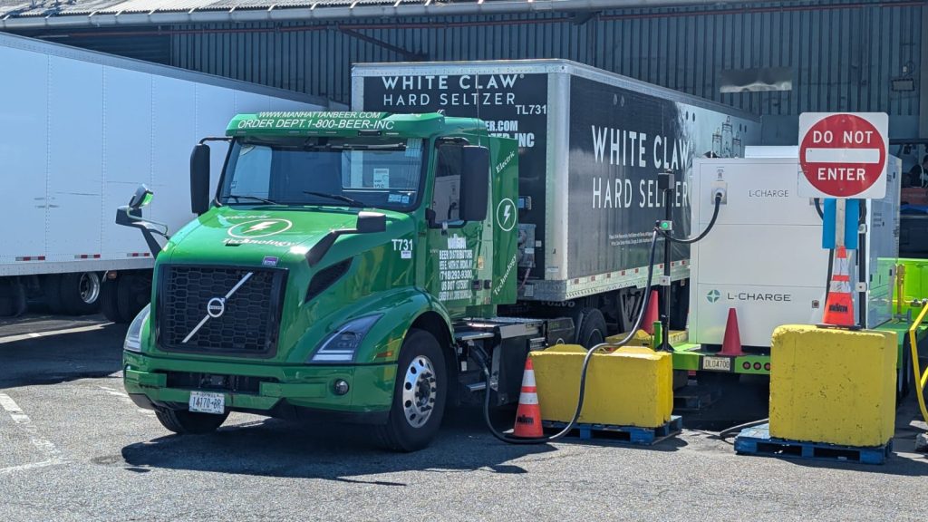 Manhattan Beer Distributors EV charging Trailer L-Charge